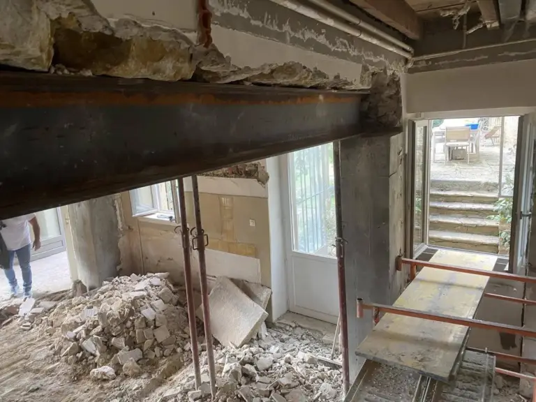 Ouverture mur porteur · pose d’IPN — réalisation Chéroise de Bâtiment