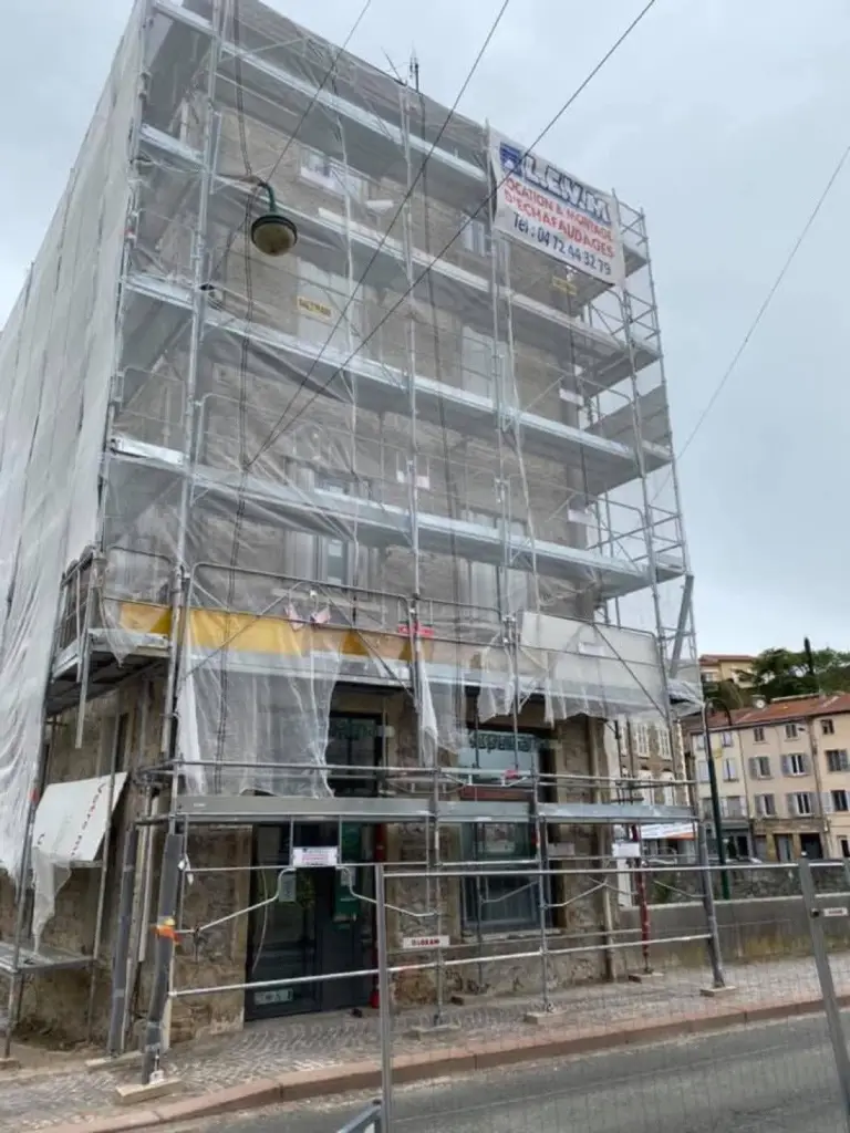 Entretien de toiture — réalisation Chéroise de Bâtiment