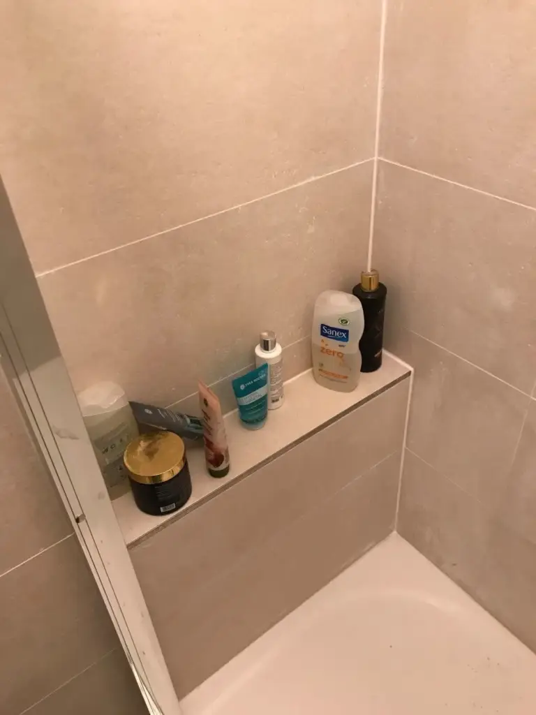 Revêtements muraux — réalisation Chéroise de Bâtiment